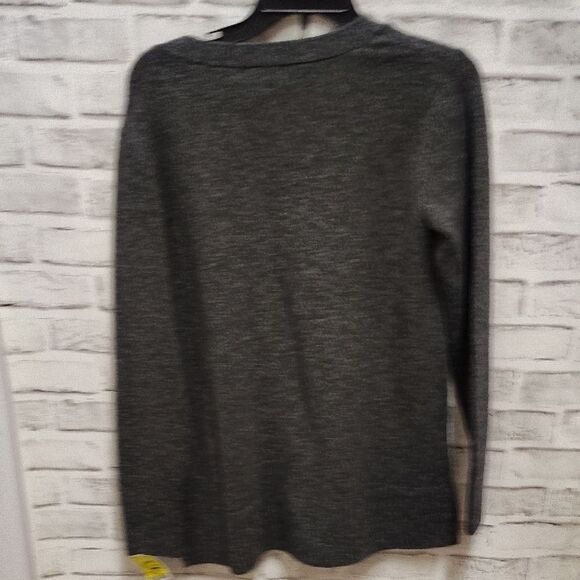 Crown & Ivy Gray Cardigan Sweater V-Neck Knit - Picture 4 of 4